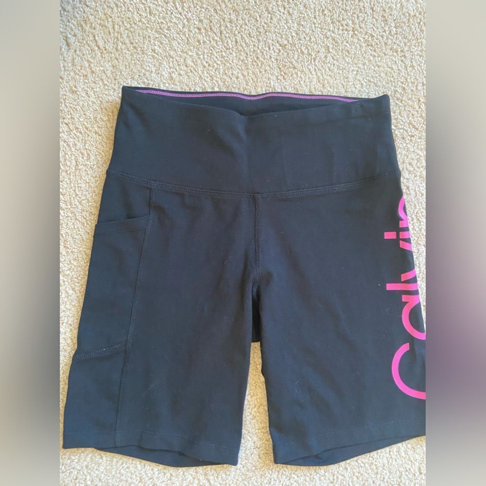 CALVIN KLEIN short black gym shorts size S